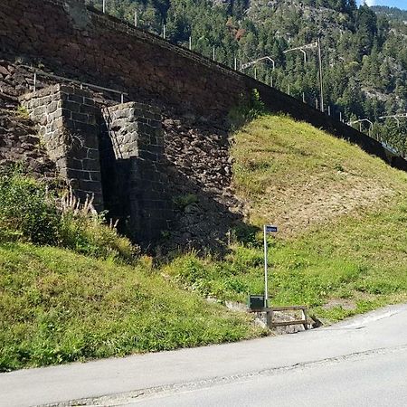 Lupshalte Villa Wassen Bagian luar foto