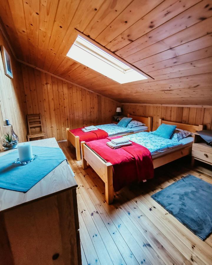 Lupshalte Villa Wassen Bagian luar foto