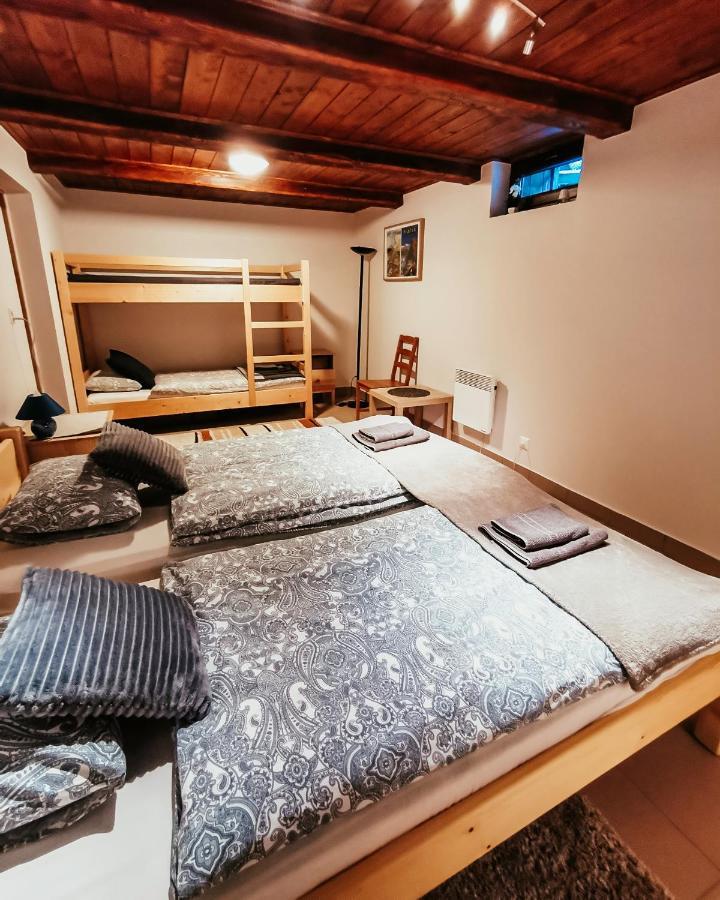 Lupshalte Villa Wassen Bagian luar foto