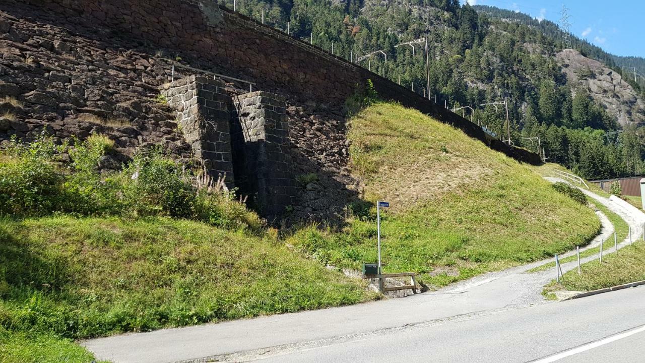 Lupshalte Villa Wassen Bagian luar foto